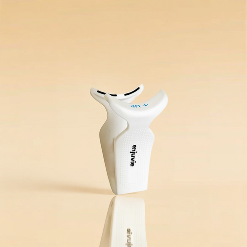 MAGNETIC APPLICATOR